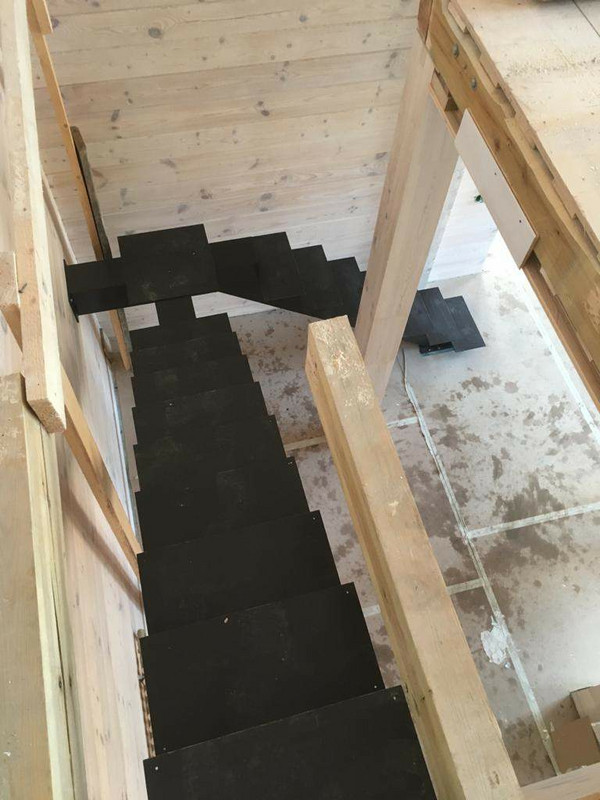 Металлокаркас лестницы МКЛ 102 в тер. Тишково-Спасское, с. Тишково, на 2 этаж