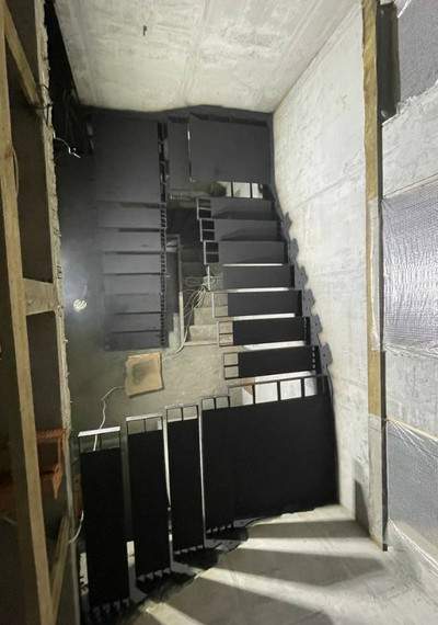 Консольная лестница на 270° под облицовку 6